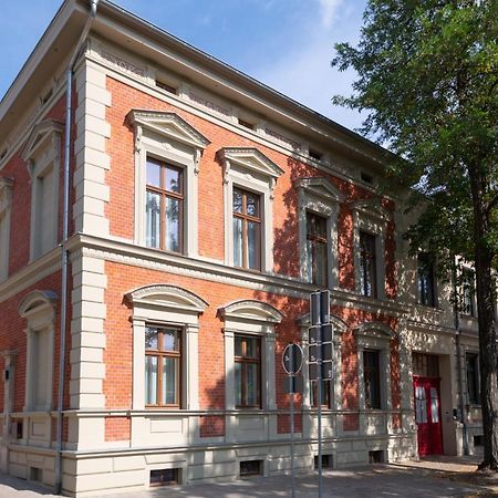 Liebknecht 13 Otel Bernburg Dış mekan fotoğraf