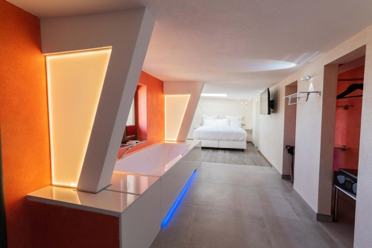 Liebknecht 13 Otel Bernburg Dış mekan fotoğraf