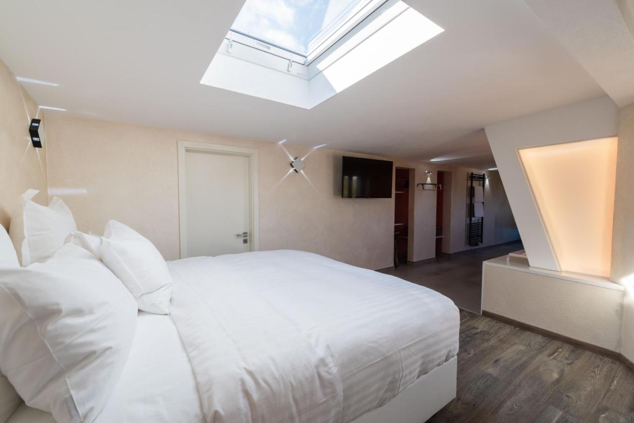 Liebknecht 13 Otel Bernburg Dış mekan fotoğraf